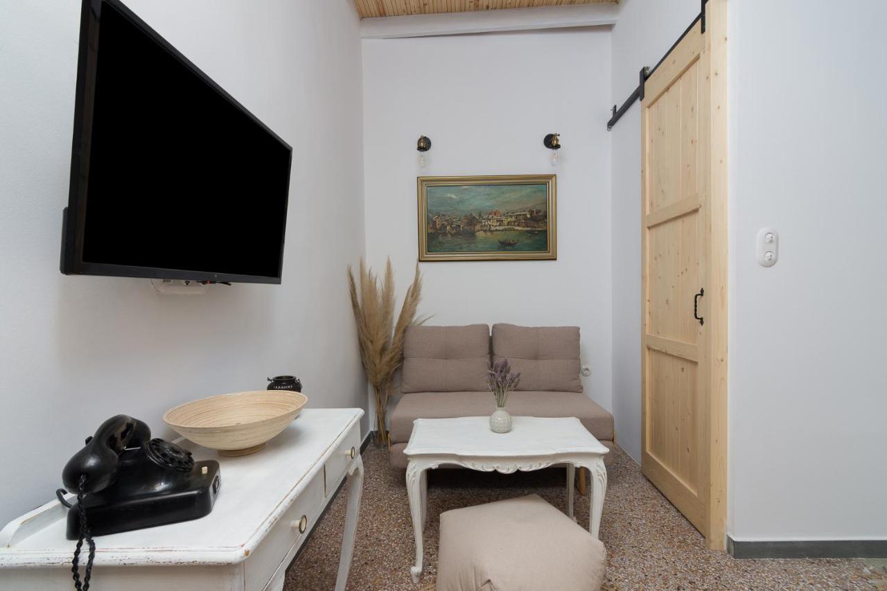 Vintage Loft Α In Monastiraki Apartment Athens Exterior photo